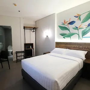 U Makati Makati City